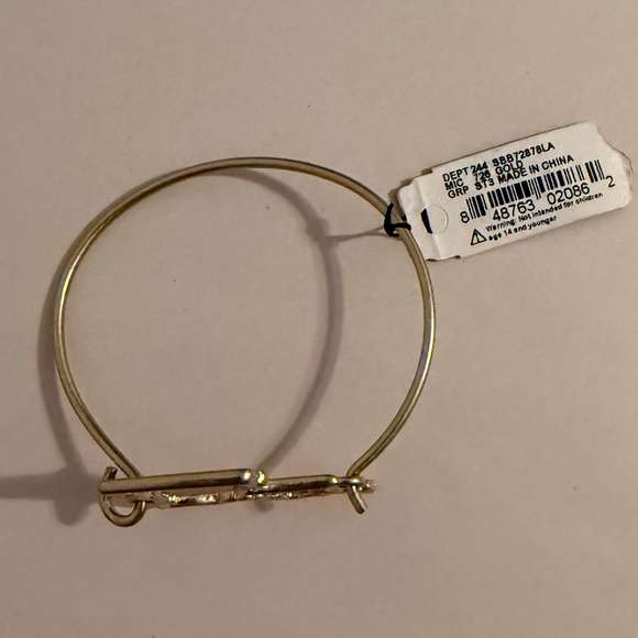 New Anna & Ava Louisiana State Outline Bangle Bracelet Gold One Size NWT LA ULL - Picture 2 of 3